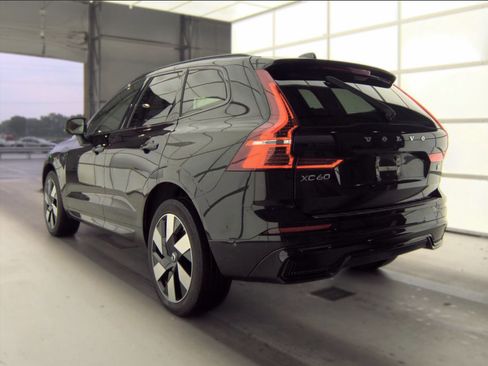 Used 2024 Volvo XC60 T8 Plus w/ Protection Package Premier AWD/4WD image 11