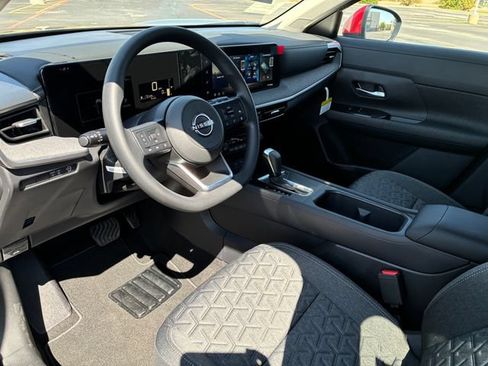 New 2026 Nissan Kicks SV w/ SV Premium Package FWD image 11