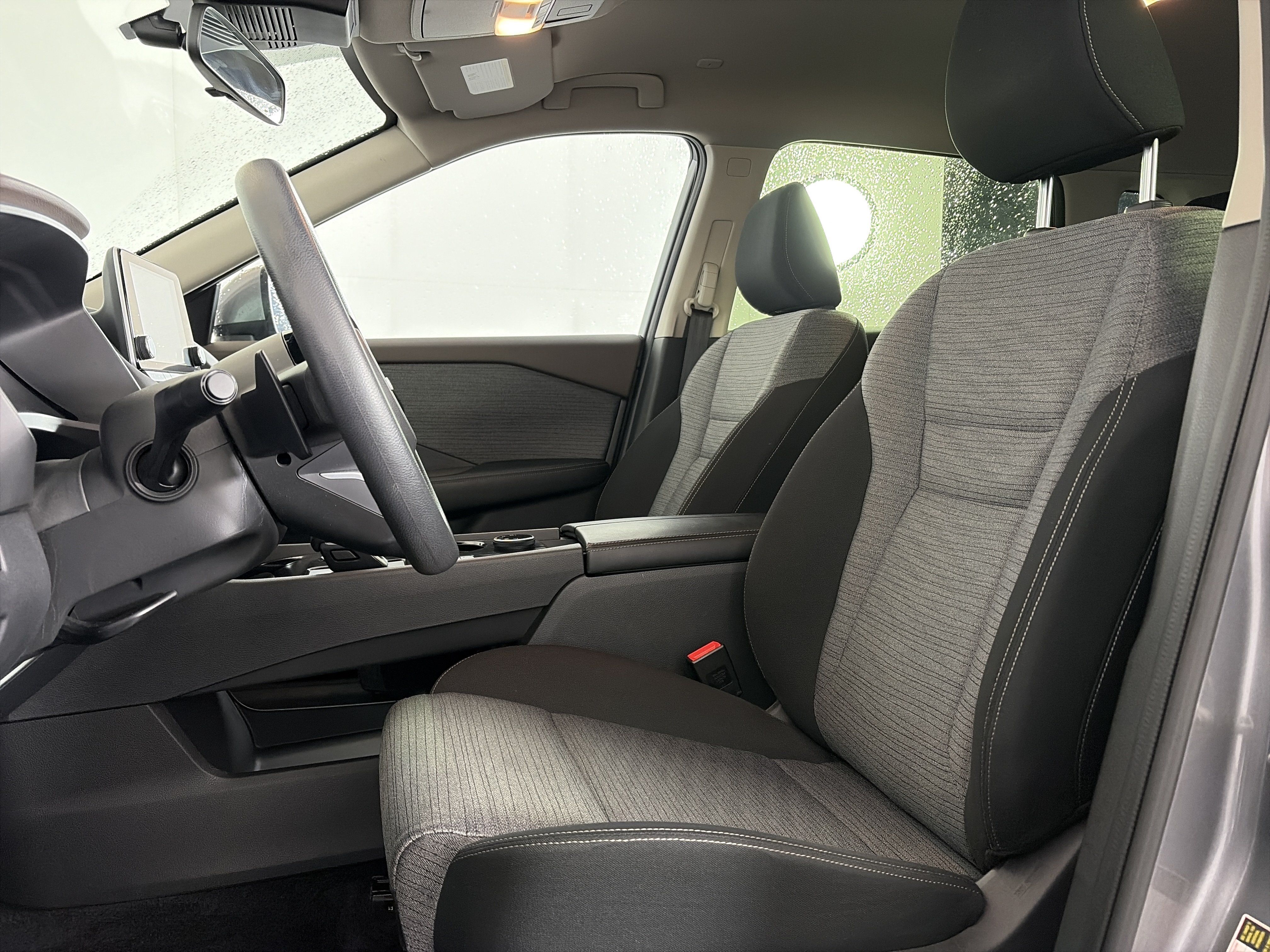 Certified 2023 Nissan Rogue SV AWD/4WD image 6