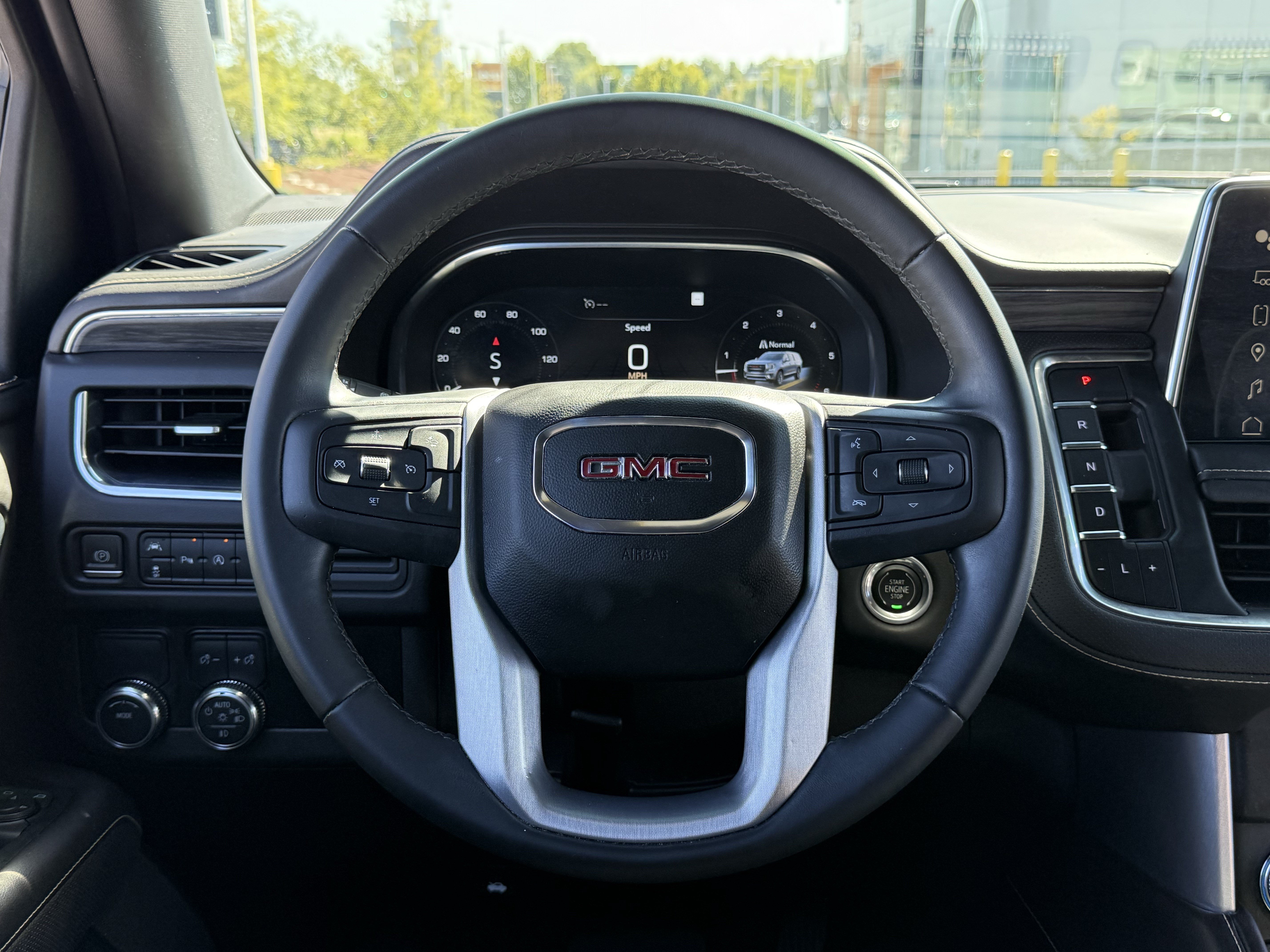 Used 2023 GMC Yukon SLT RWD image 20