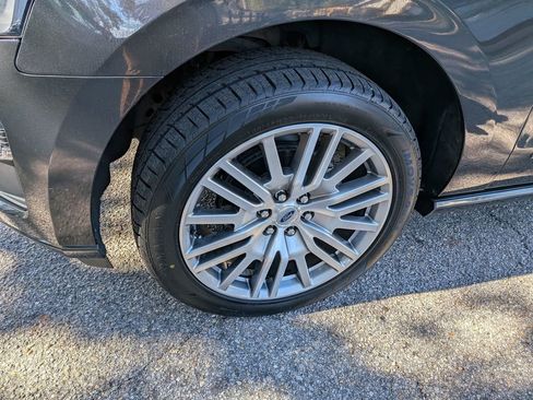 Used 2023 Ford Expedition Max Platinum image 36