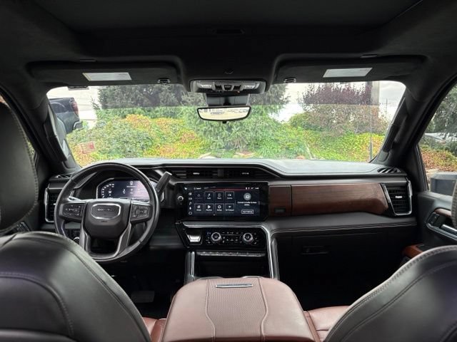 Used 2024 GMC Sierra 3500 Denali Ultimate AWD/4WD image 14