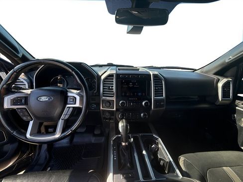 Used 2017 Ford F150 Platinum w/ Equipment Group 701A Luxury image 41