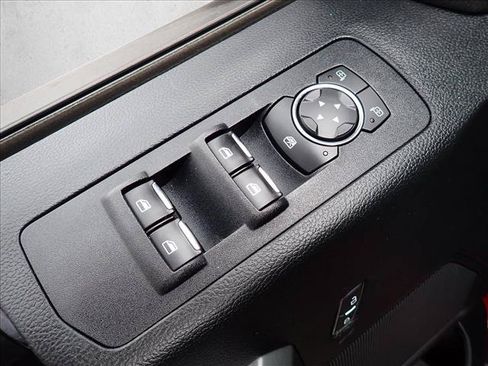 Used 2018 Ford F150 XLT w/ Equipment Group 302A Luxury AWD/4WD image 15