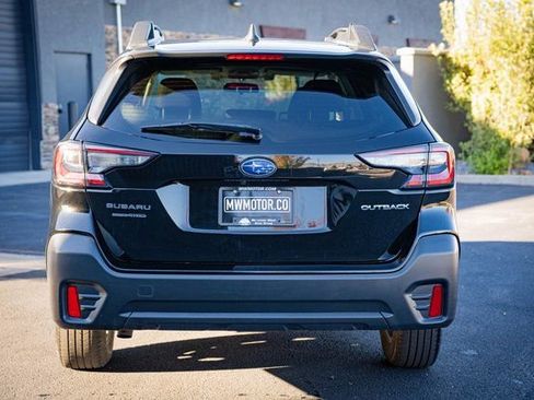 Used 2022 Subaru Outback Premium image 9