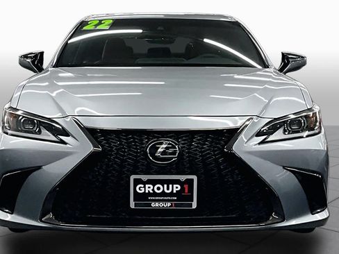 Used 2022 Lexus ES 250 F Sport w/ Accessory Package AWD/4WD image 4