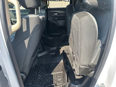 Used 2020 RAM 1500 Big Horn AWD/4WD image 18