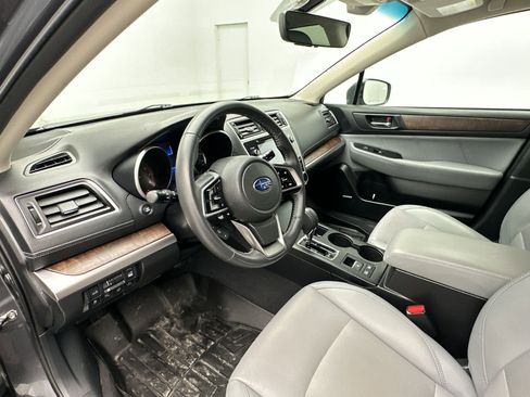 Used 2018 Subaru Outback 2.5i Limited image 4