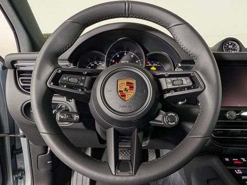 New 2026 Porsche Macan GTS AWD/4WD image 34