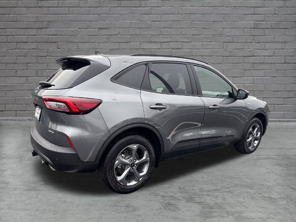 Used 2026 Ford Escape ST-Line Select w/ Equipment Group 401A AWD/4WD image 8