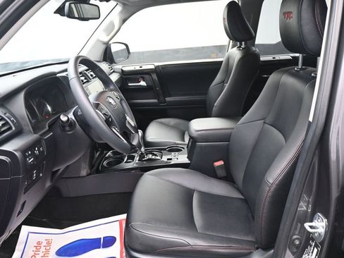 Used 2020 Toyota 4Runner TRD Off-Road Premium image 18