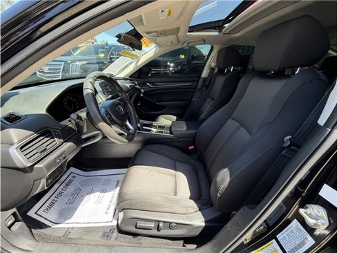 Used 2018 Honda Accord EX image 18
