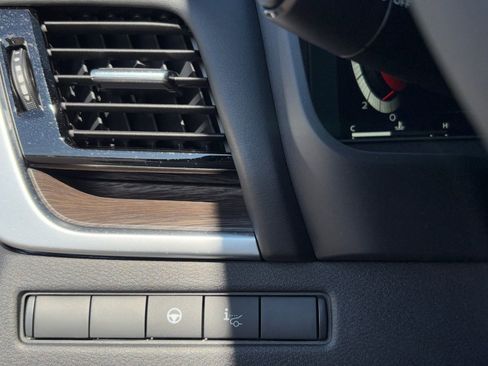 New 2026 Nissan Rogue Platinum w/ Platinum Premium Package image 28