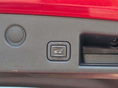 Used 2024 Chevrolet Equinox LT FWD image 15