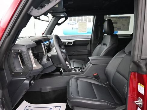 New 2026 Ford Bronco Outer Banks AWD/4WD image 11