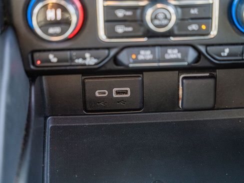 Used 2021 Chevrolet Tahoe LT image 38