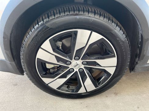 Used 2025 Volvo V60 B5 Cross Country Plus image 30