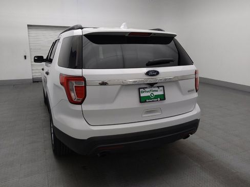 Used 2017 Ford Explorer FWD image 6