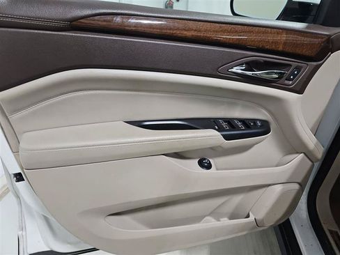 Used 2016 Cadillac SRX Luxury w/ Driver Awareness Package AWD/4WD image 12