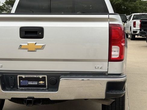 Used 2018 Chevrolet Silverado 1500 LTZ w/ Texas Edition AWD/4WD image 7