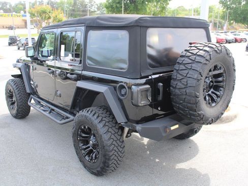 Used 2018 Jeep Wrangler Unlimited Sport S AWD/4WD image 6