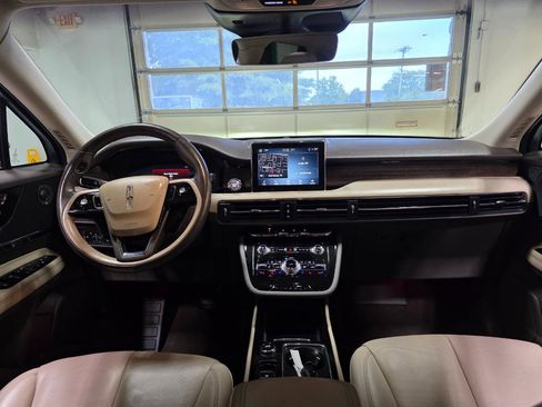Used 2021 Lincoln Corsair Reserve w/ Equipment Group 201A AWD/4WD image 28