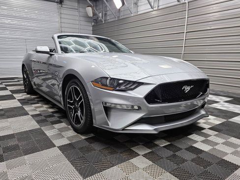 Used 2022 Ford Mustang GT Premium w/ Equipment Group 401A RWD image 5