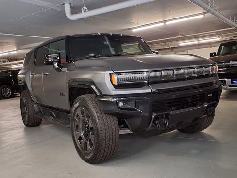 New 2026 GMC Hummer EV 3X w/ Carbon Fiber Edition Package AWD/4WD image 3