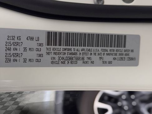 Used 2019 Jeep Compass Trailhawk AWD/4WD image 27