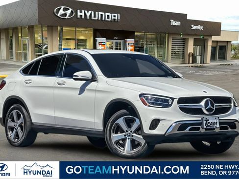 Used 2023 Mercedes-Benz GLC 300 4MATIC Coupe image 1