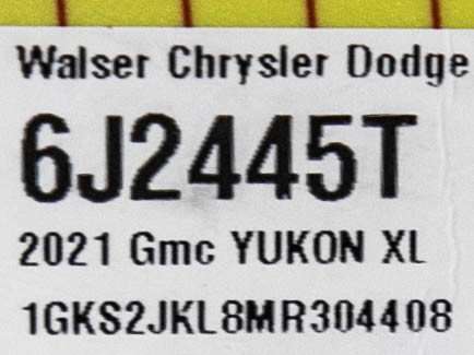 Used 2021 GMC Yukon XL Denali w/ Denali Premium Package AWD/4WD image 30