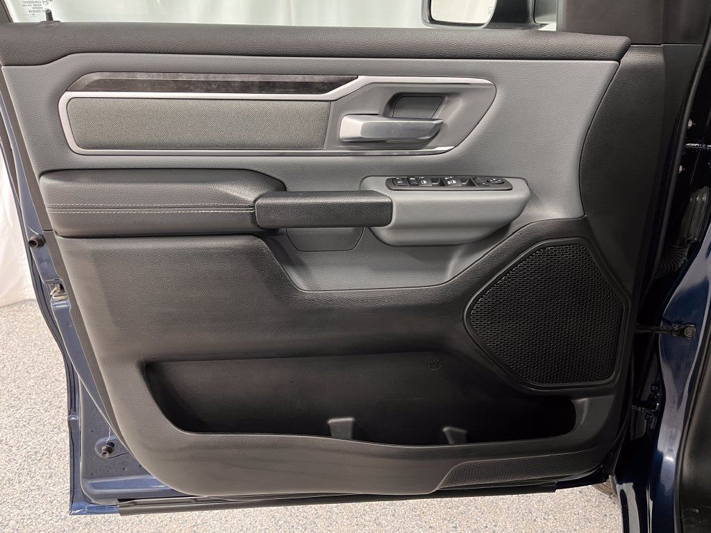 Used 2022 RAM 1500 Big Horn AWD/4WD image 15