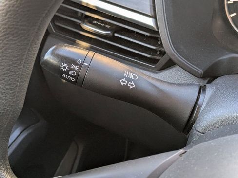 Used 2024 Nissan Altima 2.5 SV image 23