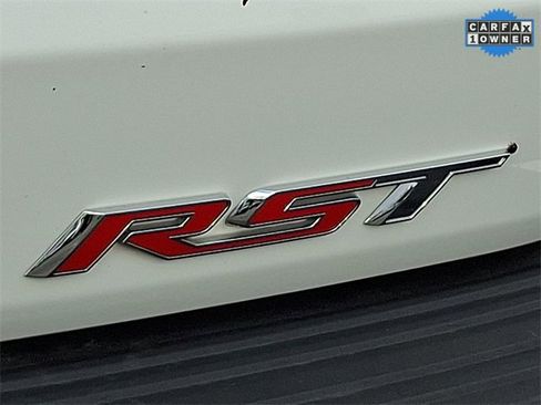 Used 2024 Chevrolet Suburban RST image 36