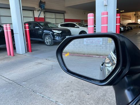 New 2026 Toyota Camry XLE image 18