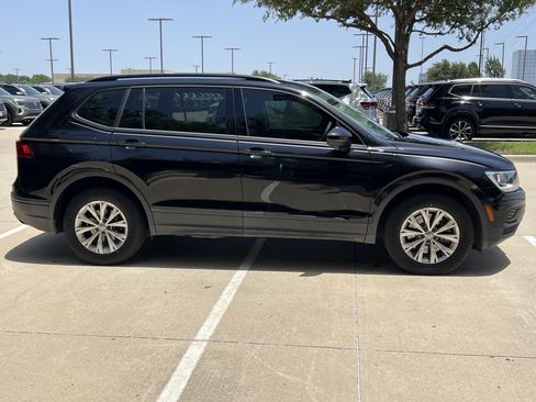 Used 2019 Volkswagen Tiguan S FWD image 11