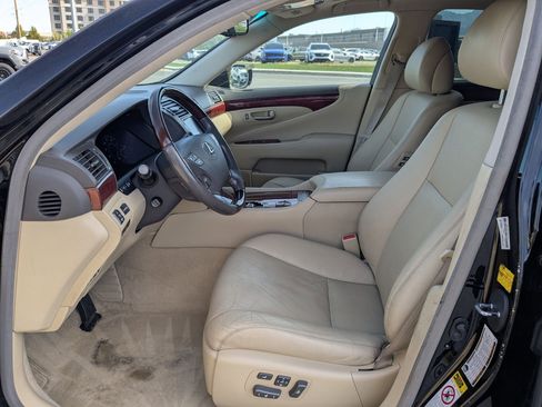 Used 2007 Lexus LS 460 RWD image 25