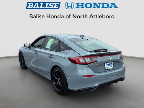 Used 2024 Honda Civic Sport image 3
