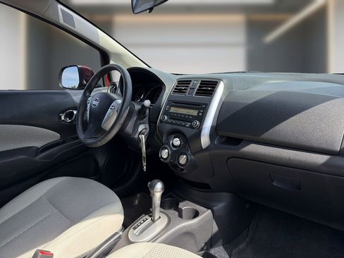 Used 2014 Nissan Versa Note SV w/ Sport Value Package FWD image 14