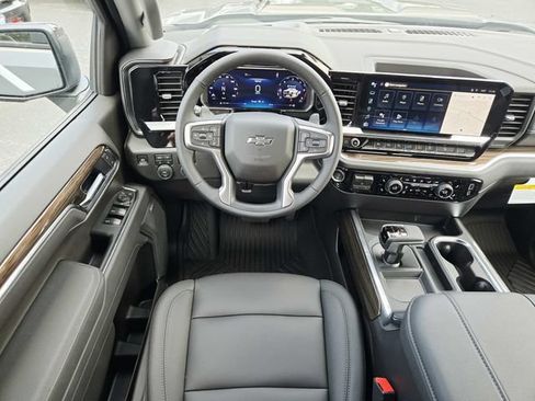 New 2026 Chevrolet Silverado 1500 LT Trail Boss w/ LT Trail Boss Premium Package AWD/4WD image 10