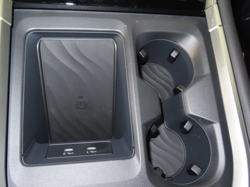 New 2026 Nissan Armada Platinum image 38