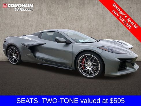 Certified 2023 Chevrolet Corvette Z06 w/ Chrome Exterior Badge Package image 11