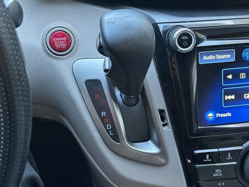 Used 2016 Honda Odyssey SE image 20