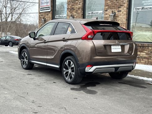 Used 2019 Mitsubishi Eclipse Cross SE image 3