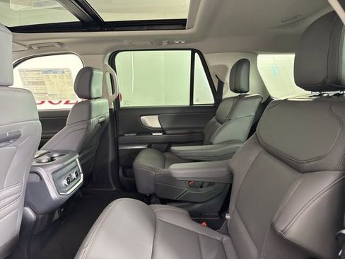 New 2025 Ford Expedition Max Active image 18