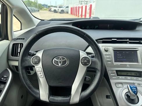 Used 2013 Toyota Prius Four FWD image 28