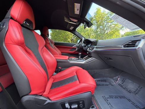 Used 2021 BMW M4 Coupe w/ Executive Package RWD image 29
