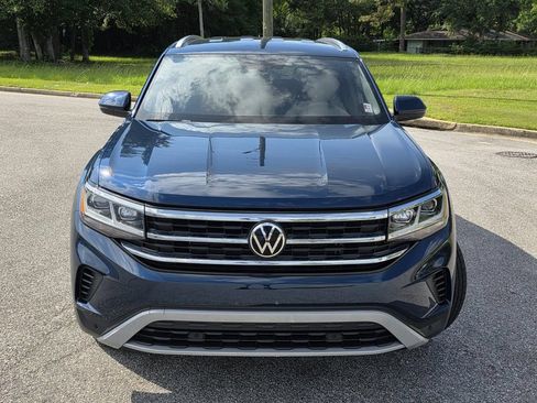 Used 2023 Volkswagen Atlas Cross Sport SE FWD image 2
