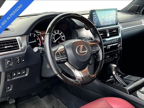 Used 2023 Lexus GX 460 Premium w/ Premium Package image 18
