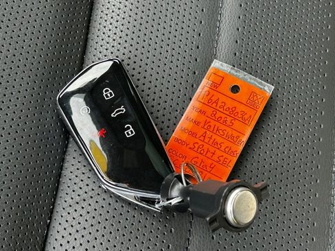 Used 2025 Volkswagen Atlas Cross Sport SEL image 51